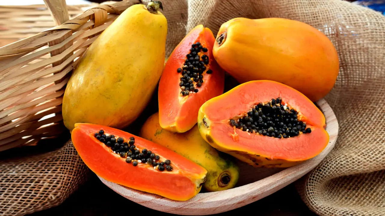 সকালে পেঁপে খাওয়ার উপকারিতা
