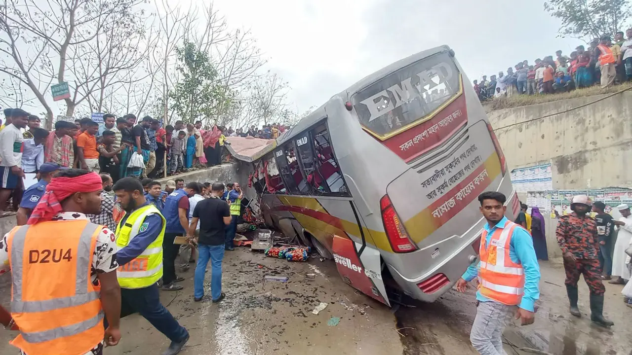 নিহতদের দাফনে ২৫ হাজার, আহতদের ৫ হাজার টাকা প্রদান