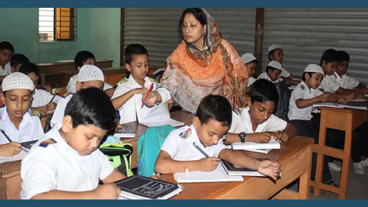 প্রাথমিক শিক্ষকদের প্রশিক্ষণ শুরু আজ, পাবেন ৫ হাজার টাকা