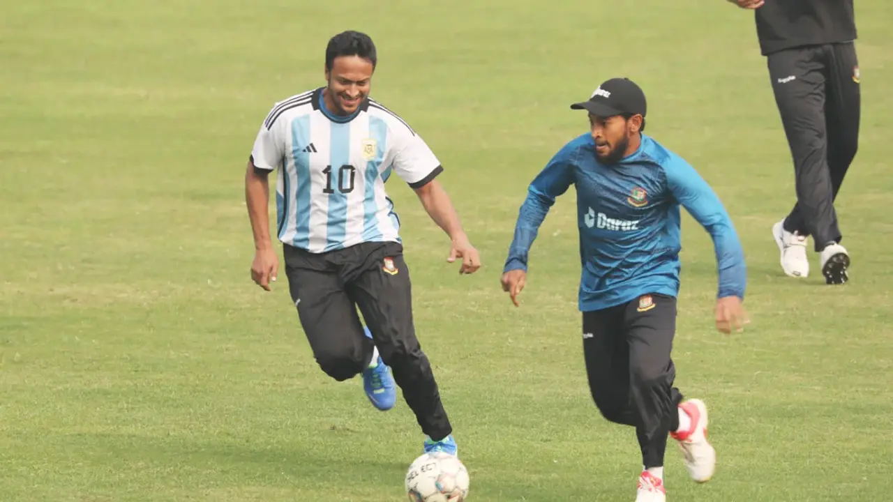 সাকিবকে বন্ধু হিসেবে পেয়ে গর্বিত মুশফিক