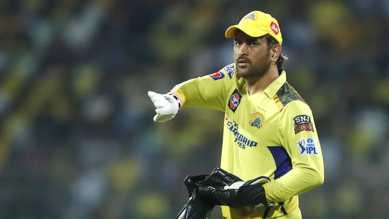 পরবর্তী আইপিএল খেলা নিয়ে যা বললেন ধোনি