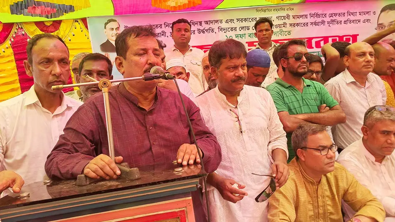 নিশিরাতের সরকারকে কেউ দেখতে চায় না : মিনু
