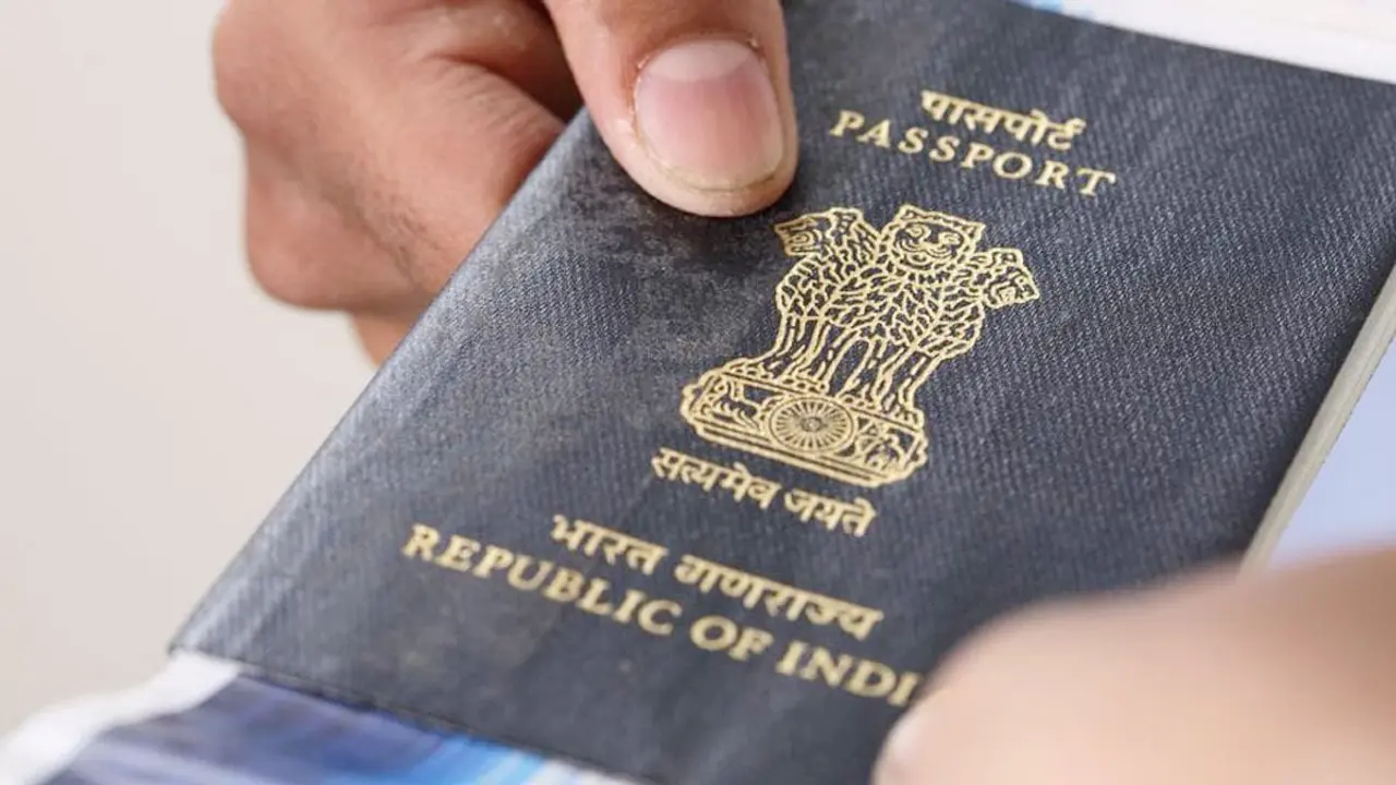 ভারতীয় পাসপোর্টে রোম যাওয়ার চেষ্টা, মুম্বাইয়ে বাংলাদেশি গ্রেপ্তার