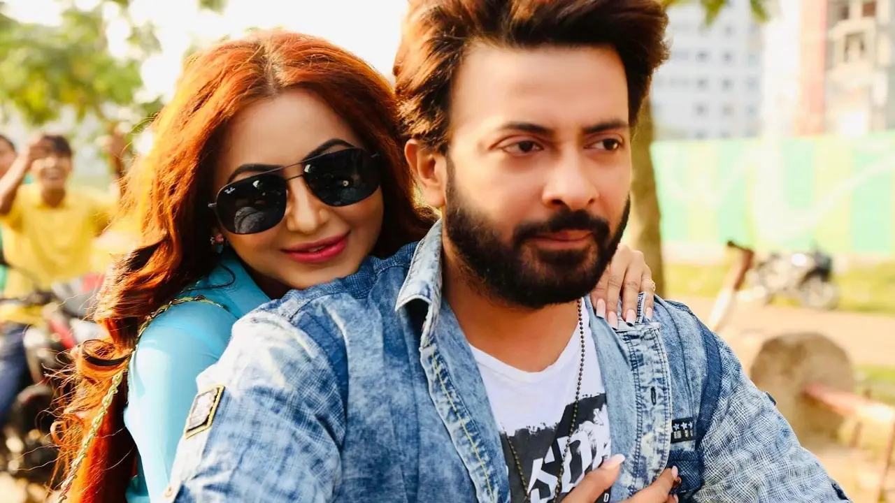 ভাগ্য আপনাকে দু-হাত ভরে দিয়েছে: মিতু