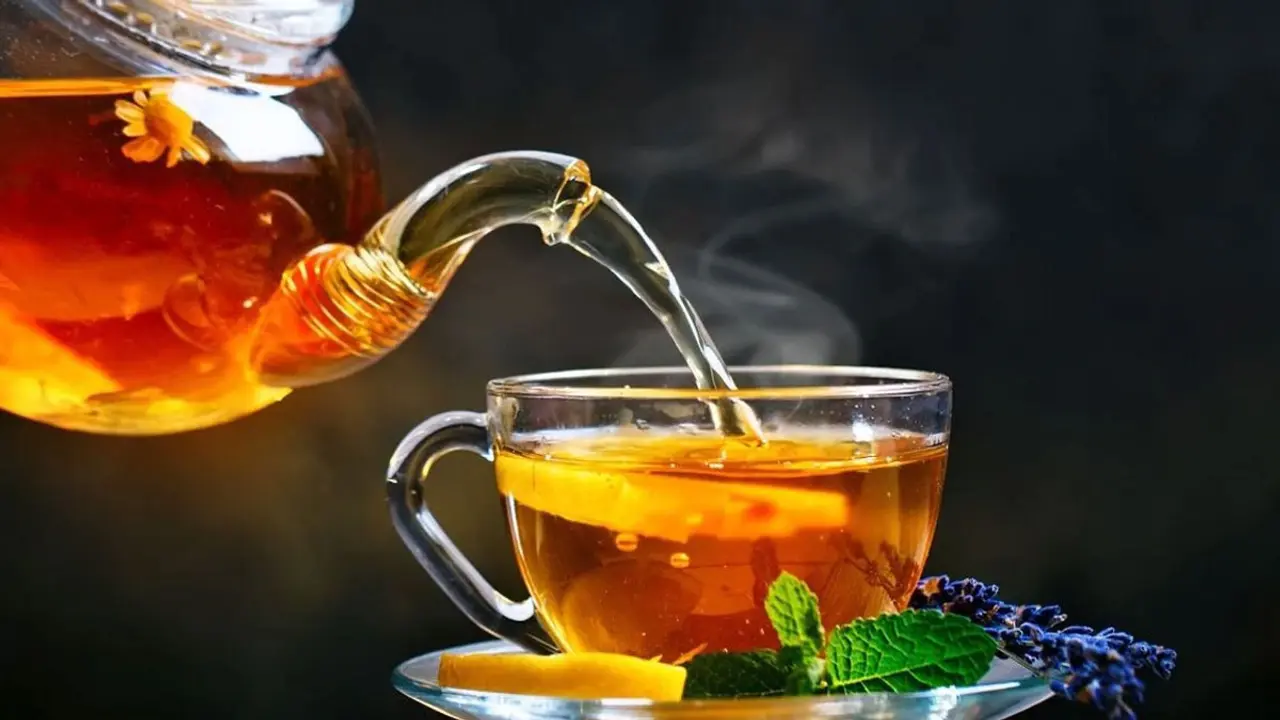 চায়ে ৫ উপকরণ মিশিয়ে খেলে দূর করবে বদহজম