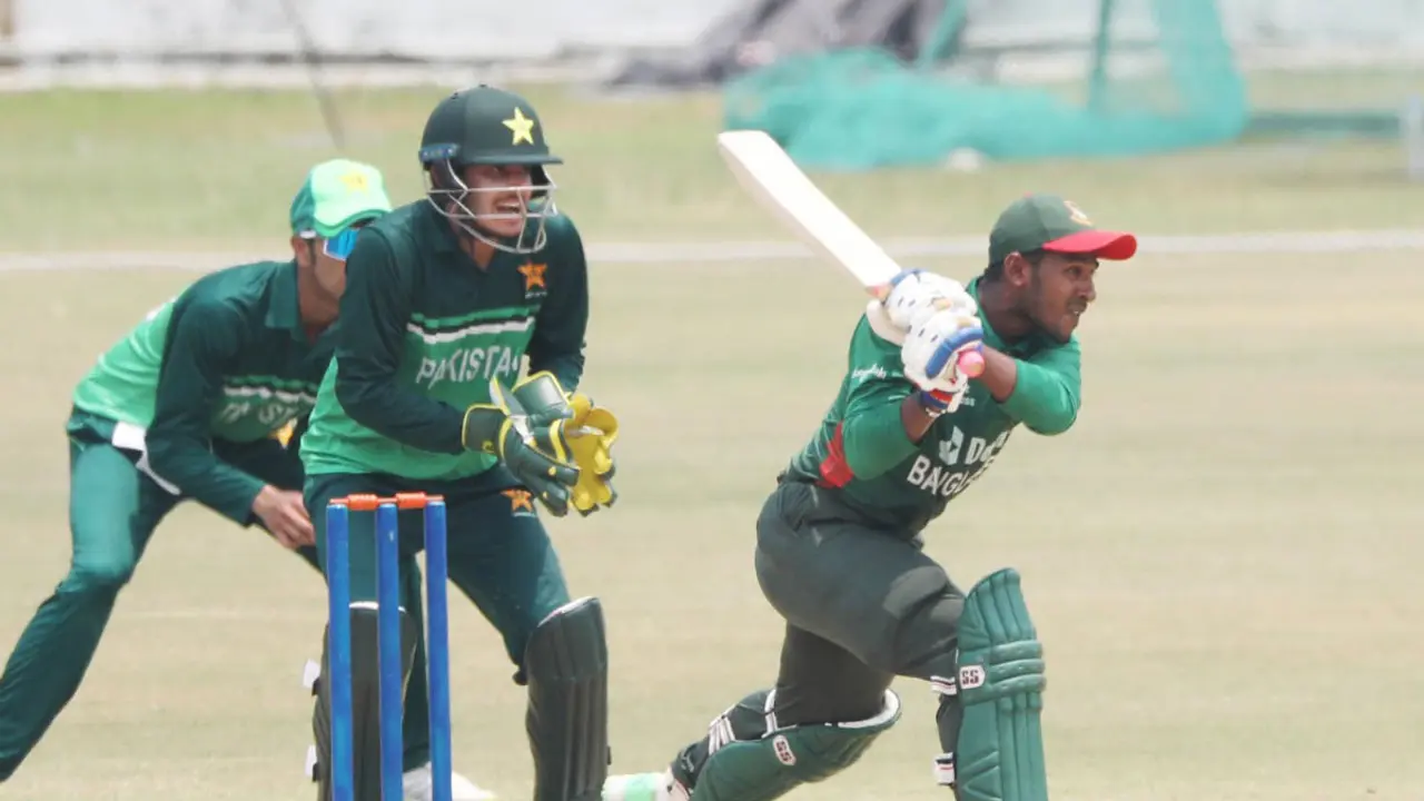 পাকিস্তানের বিপক্ষে পাত্তাই পায়নি বাংলাদেশ