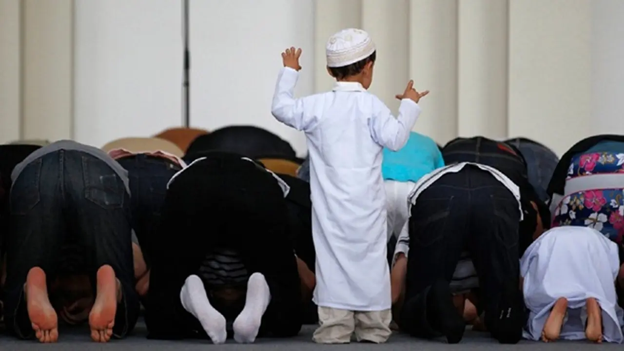 আজানের আগে সুন্নত পড়া যাবে?