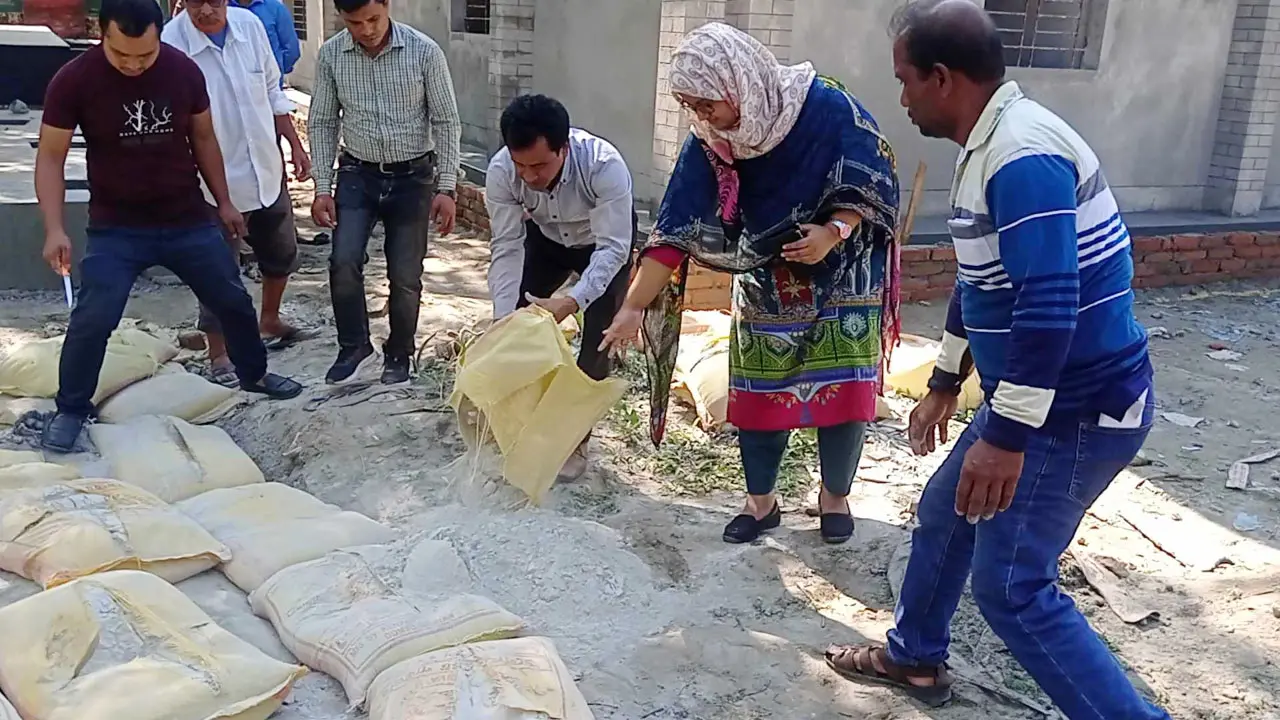 ভেজাল সার ও কীটনাশকে বাজার সয়লাব, কৃষকের সর্বনাশ