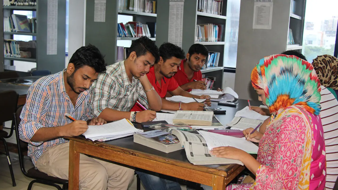 ব্যাংকে চাকরির প্রস্তুতি নেবেন যেভাবে