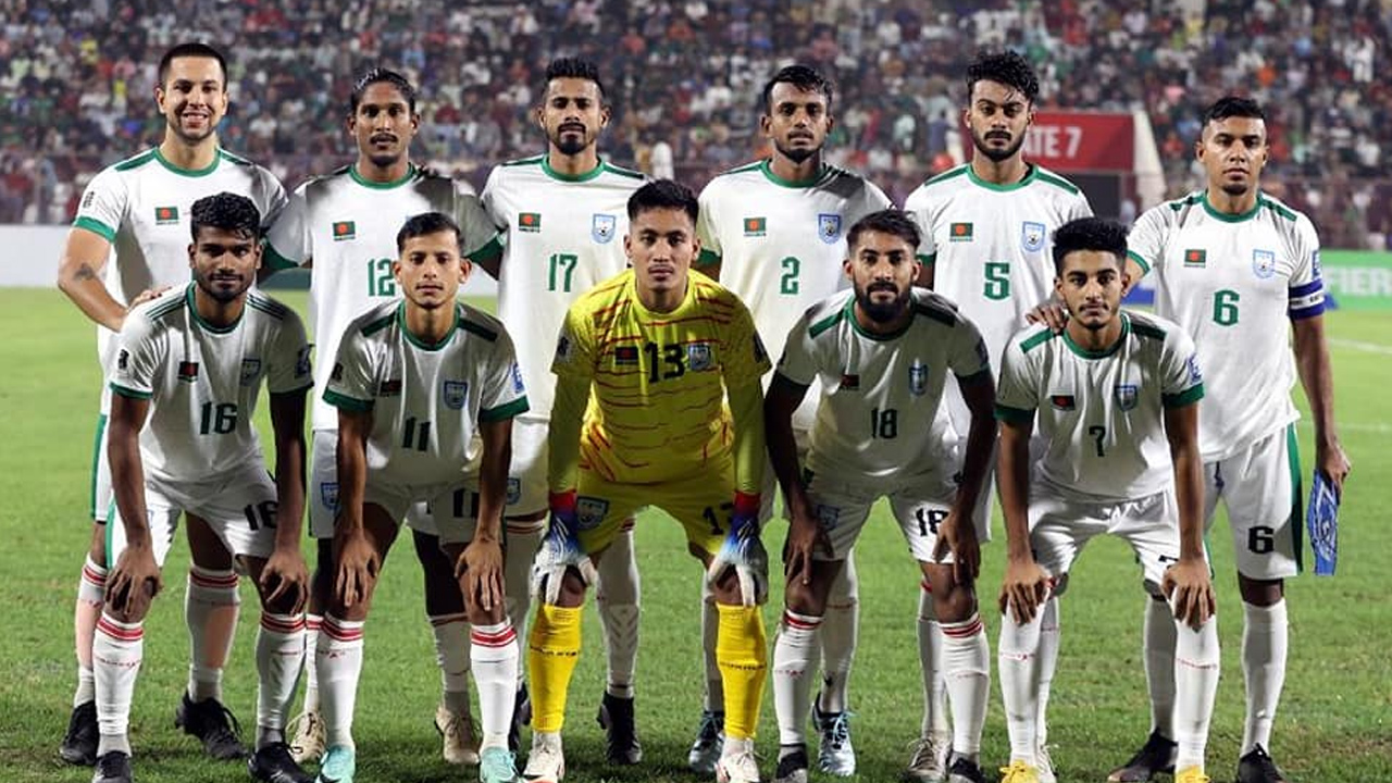 হোম ম্যাচেও জামাল-মোরসালিনদের সাদা জার্সির নেপথ্যে কী?