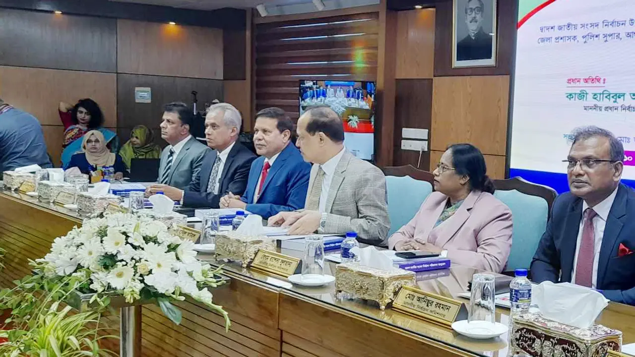 প্রয়োজনে ক্ষমতা ও শক্তি প্রয়োগ করবেন, ডিসি-এসপিদের সিইসি