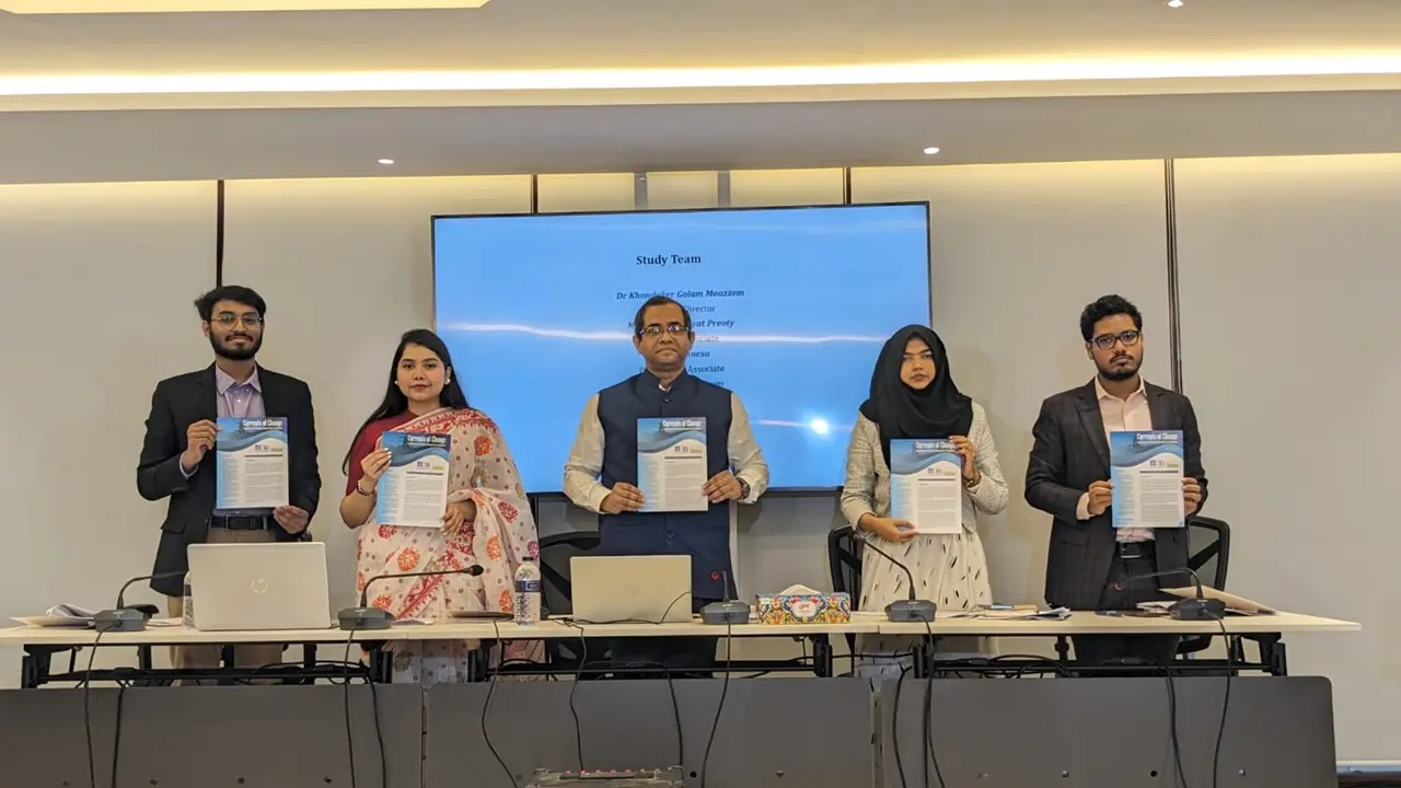 কয়লা-এলএনজি আমদানি নির্ভরতা বাড়িয়ে সরকার উল্টোপথে যাত্রা করেছে