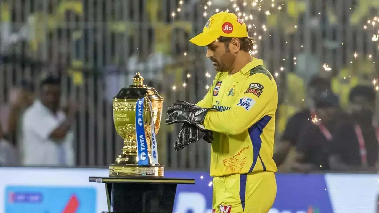 আগামী আসরেও থাকছেন ধোনি, যাদের ছেড়ে দিলো চেন্নাই