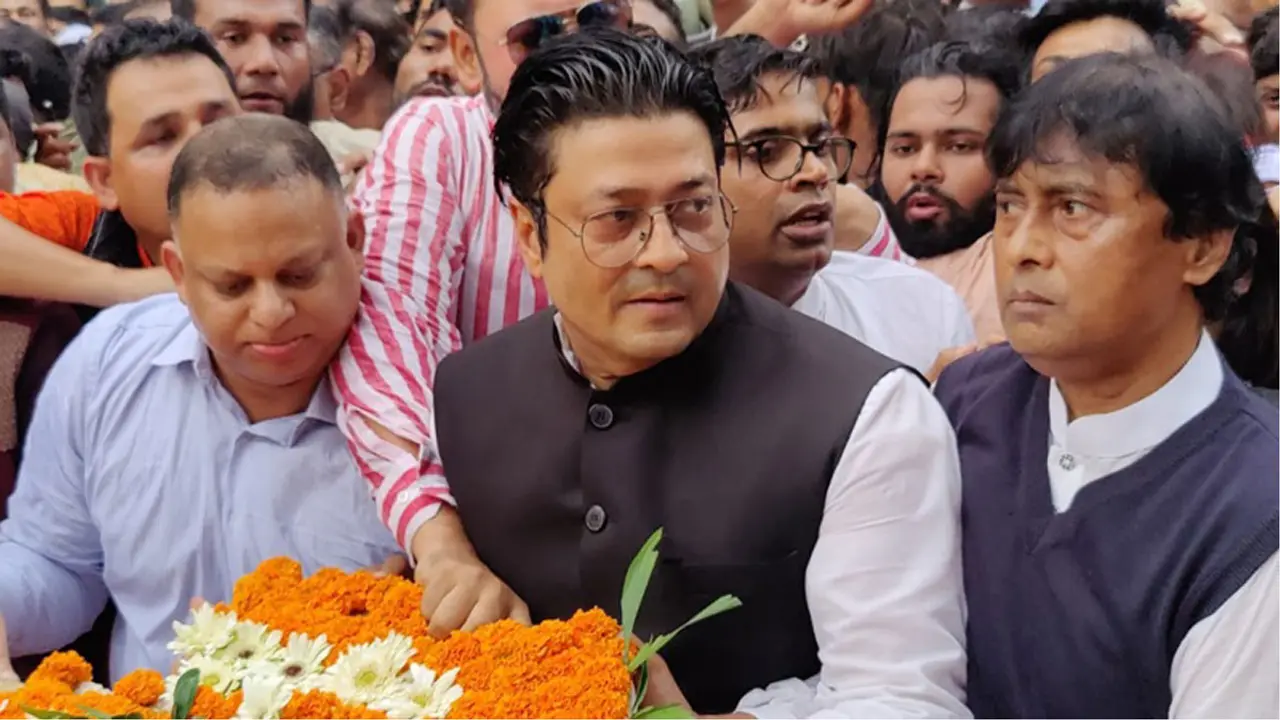 কখনও বাবার চরিত্রে অভিনয় করব না : ফেরদৌস
