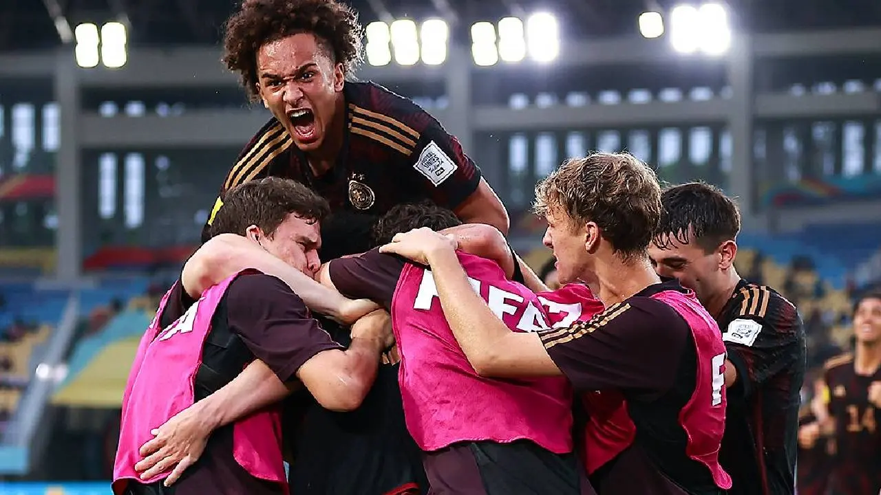 টাইব্রেকারে স্বপ্নভঙ্গ আর্জেন্টিনার, ফাইনালে জার্মানি 