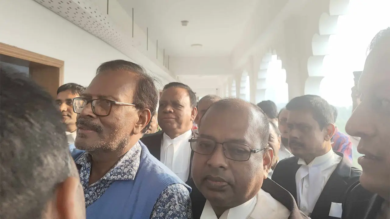 বিচারপতিকে নিয়ে কটূক্তি: হাবিবুর রহমানকে ৫ মাসের কারাদণ্ড