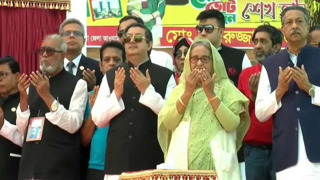 খুলনায় ২৪টি প্রকল্পের উদ্বোধন করলেন প্রধানমন্ত্রী