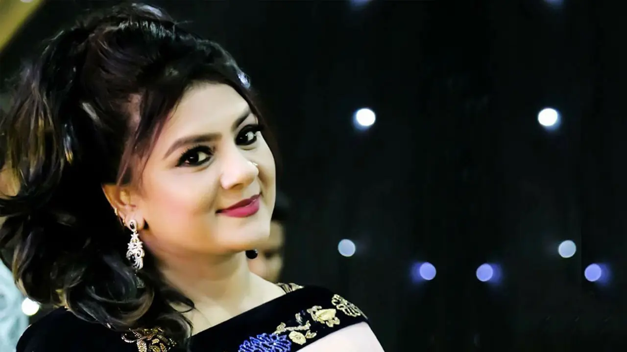 হেলেনা জাহাঙ্গীর এখন ‘রাইটার’