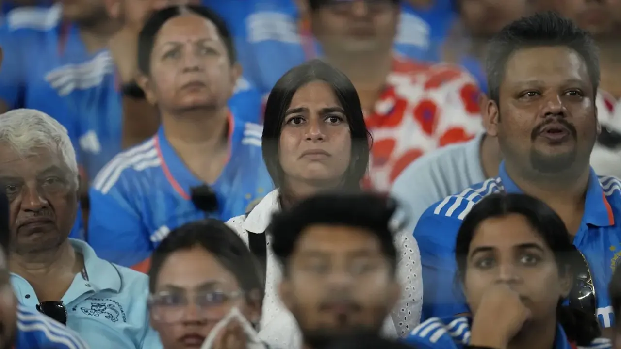 ভারতের ফাইনাল হারের শোক ভুলতে একদিন ছুটি
