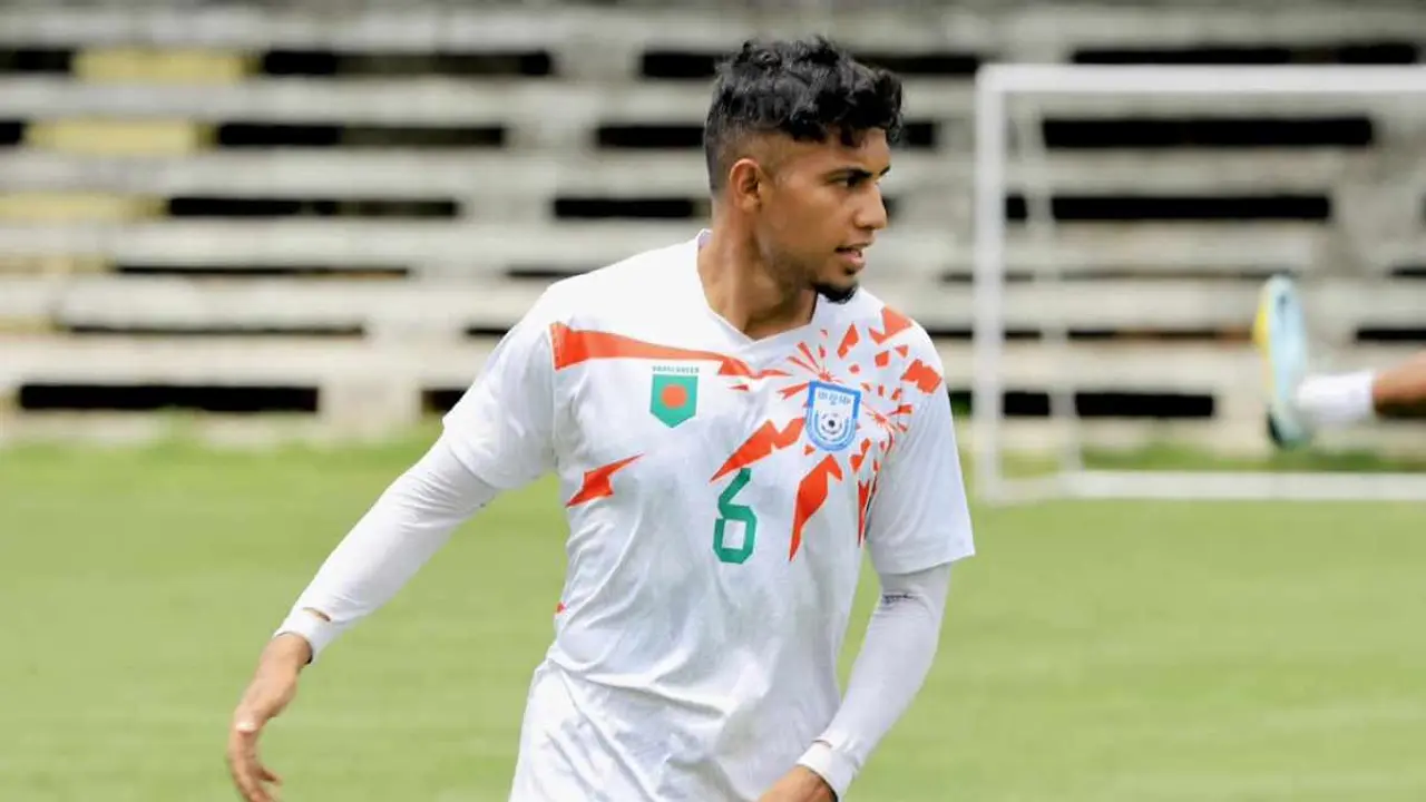 ডেনমার্ক থেকে এসেছেন জামাল