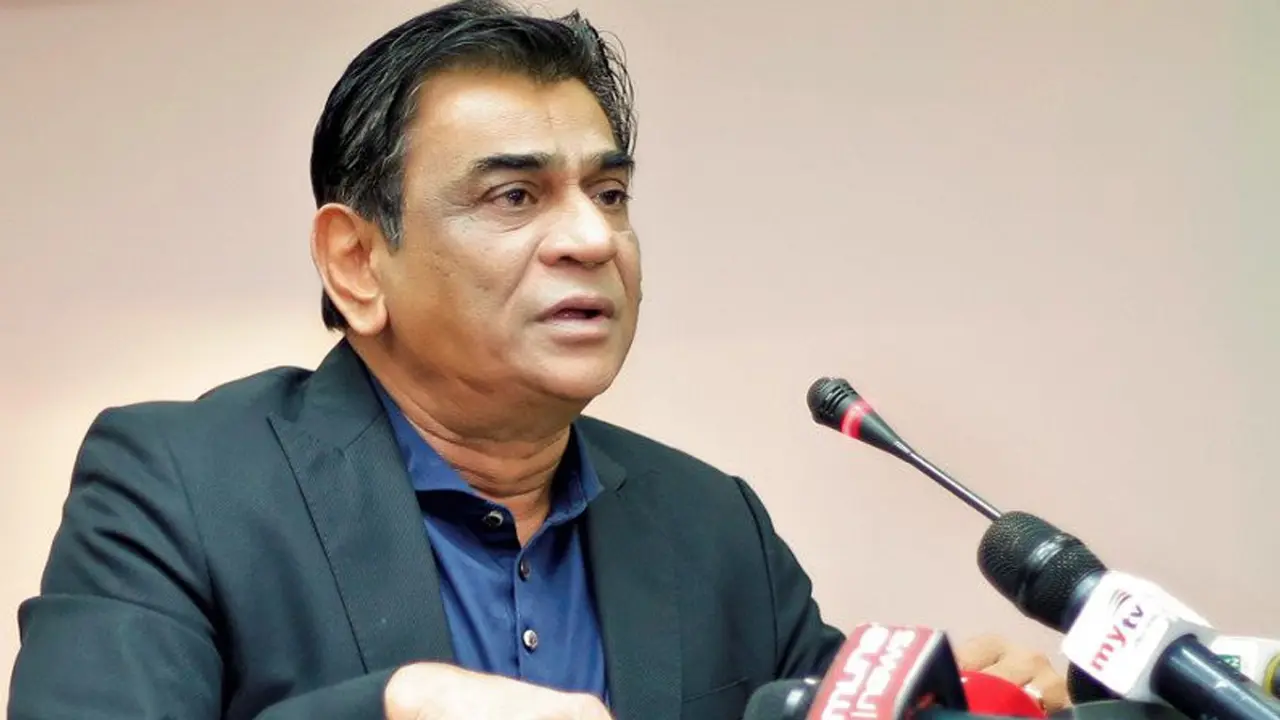 দায়িত্ব ছাড়লেন সালাউদ্দিন, জানেন না সহ-সভাপতিরা