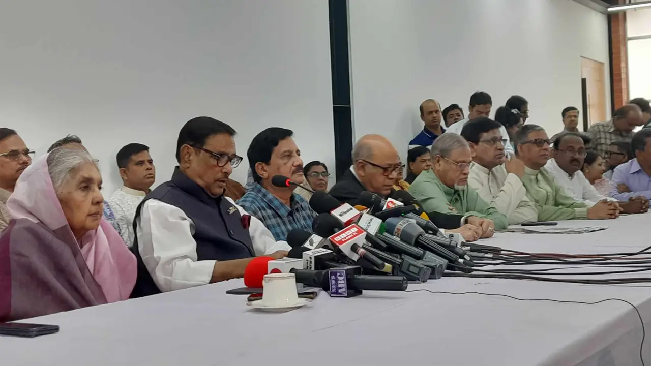 আ. লীগ গণতন্ত্রে শ্রদ্ধাশীল, ষড়যন্ত্র করে রাষ্ট্র ক্ষমতা চায় না