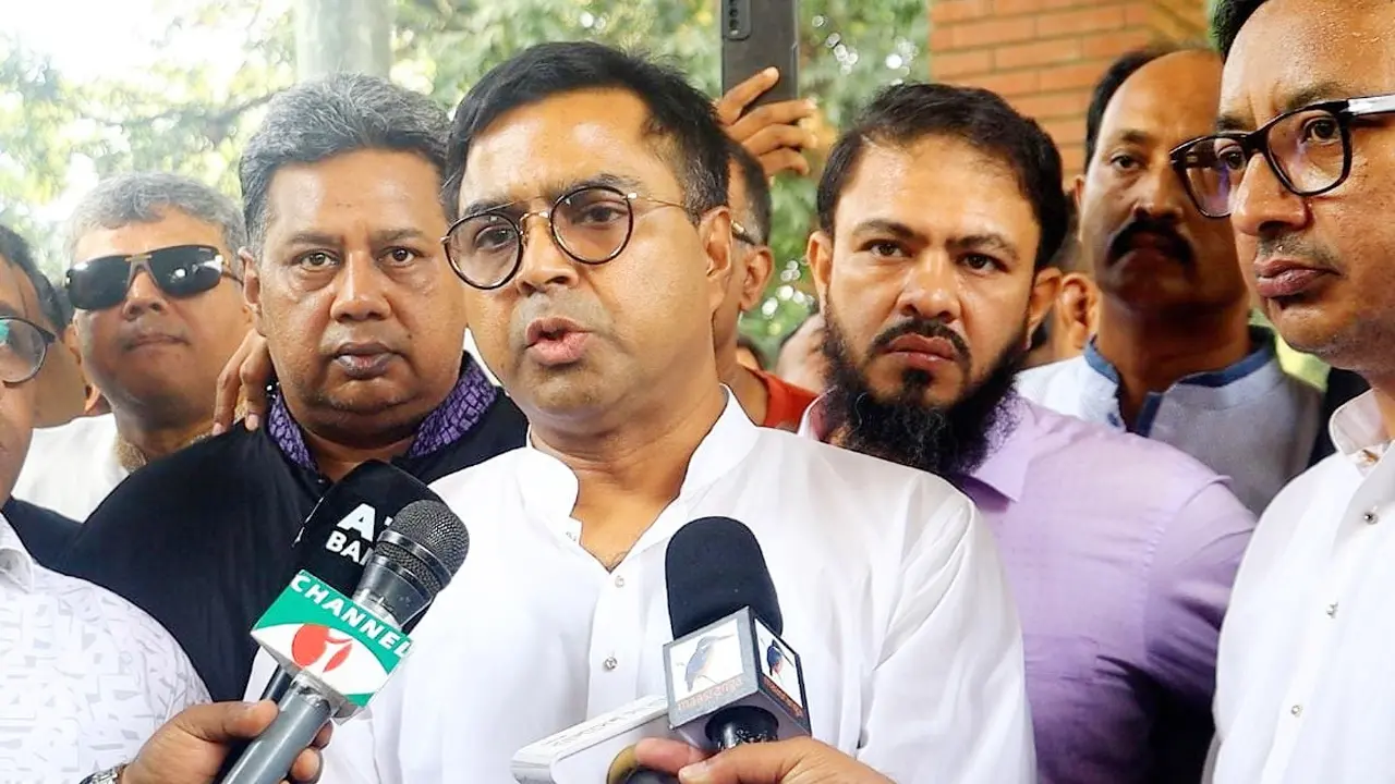 স্মার্ট বাংলাদেশ বিনির্মাণে নৌকায় ভোট চাইলেন সাঈদ খোকন