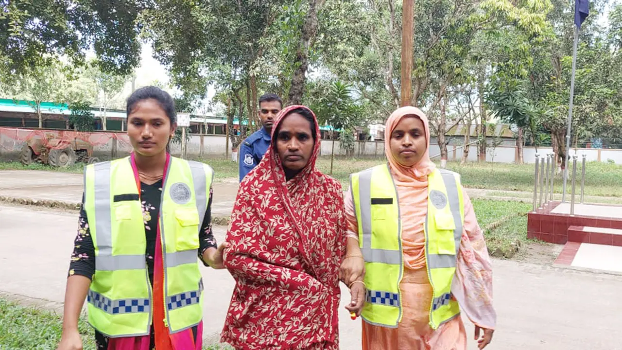সন্তান না হওয়ায় শাশুড়ি ও দেবর মিলে পুত্রবধূকে পিটিয়ে হত্যা