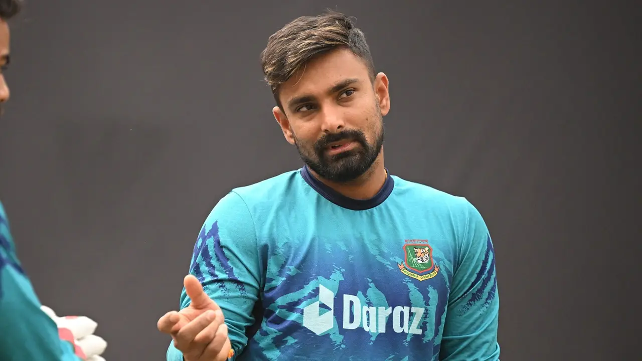 দেশে আসায় লিটনের ওপর ক্ষুব্ধ বিসিবি!