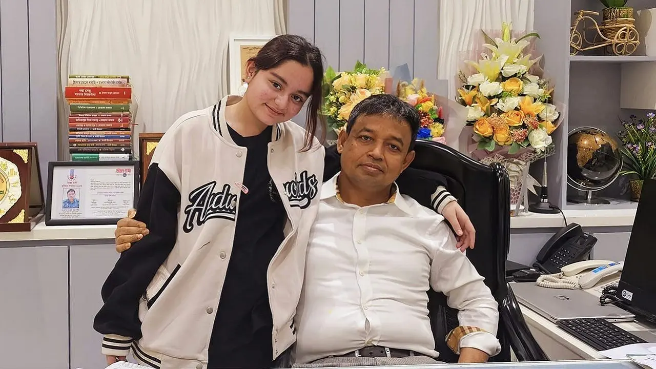 ডিবি প্রধান হারুনের সঙ্গে দেখা করলেন লুবাবা