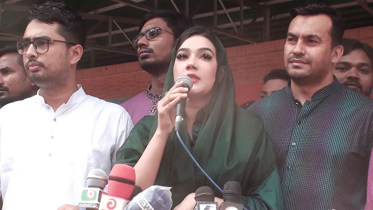 চাঁপাইনবাবগঞ্জের মানুষ আর বিএনপিকে চায় না : মাহিয়া মাহি