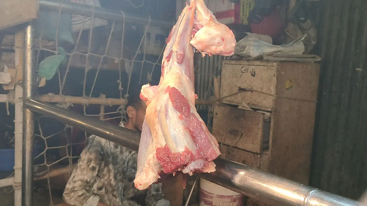 আসলেই কি কমেছে গরুর মাংসের দাম?