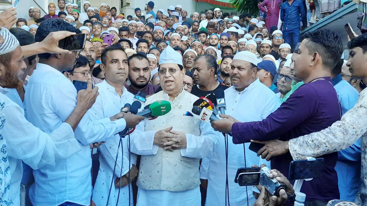 বিদেশিরা অনেক সময় খামাখা ত্যক্ত করে : পররাষ্ট্রমন্ত্রী