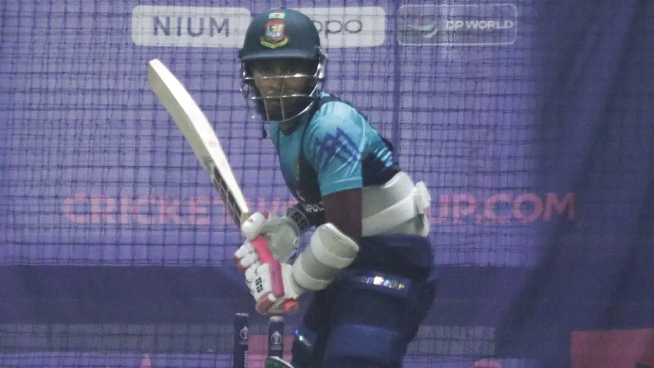শ্রীলঙ্কা ম্যাচের আগে চোট মুশফিকের