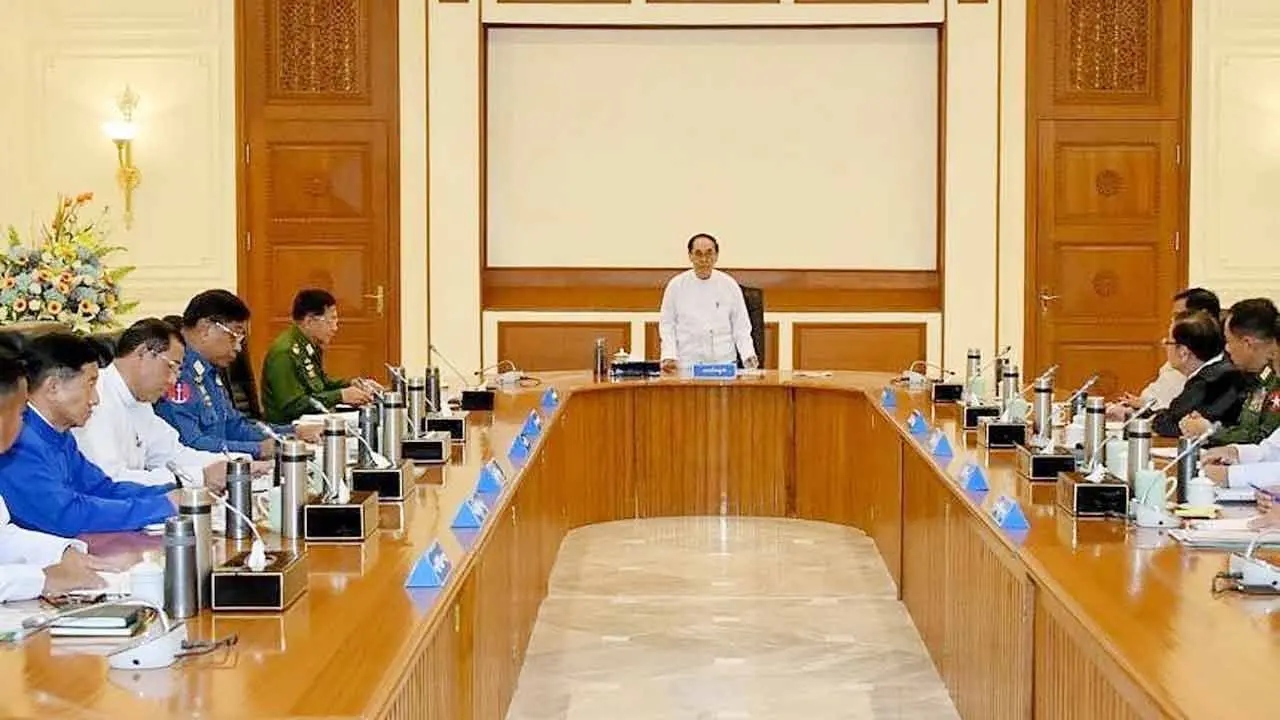 টুকরো টুকরো হয়ে যাওয়ার ঝুঁকিতে পড়েছে মিয়ানমার