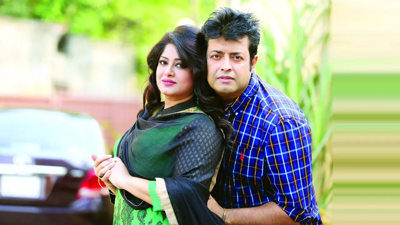 তোমাকে পেয়ে আমি ধন্য, জন্মদিনে মৌসুমীকে ওমর সানী