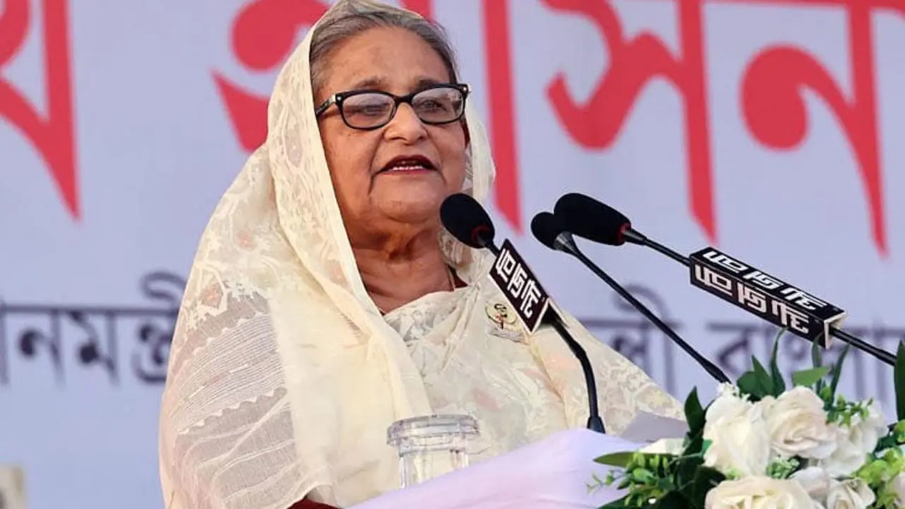চোরাগোপ্তা হামলা চালিয়ে সরকার হটানো যায় না : প্রধানমন্ত্রী