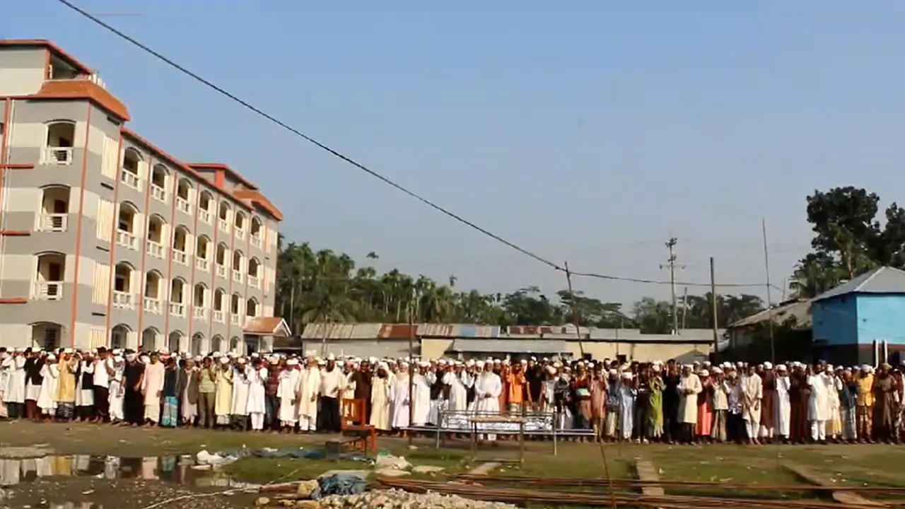পরীমণির নানার দাফন সম্পন্ন