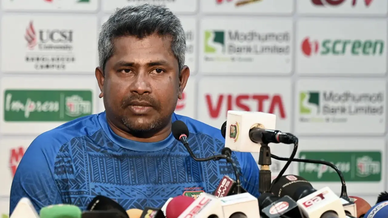 নতুন কোচের সঙ্গে স্পিনারদের মানিয়ে নেওয়ার টোটকা দিলেন হেরাথ