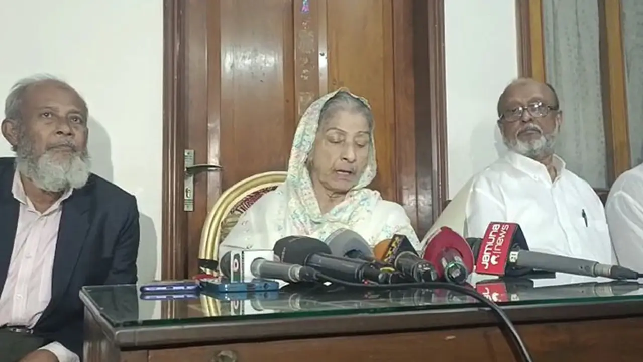 ‘অবমূল্যায়ন’ করায় নির্বাচনে অংশ নেবেন না রওশন এরশাদ