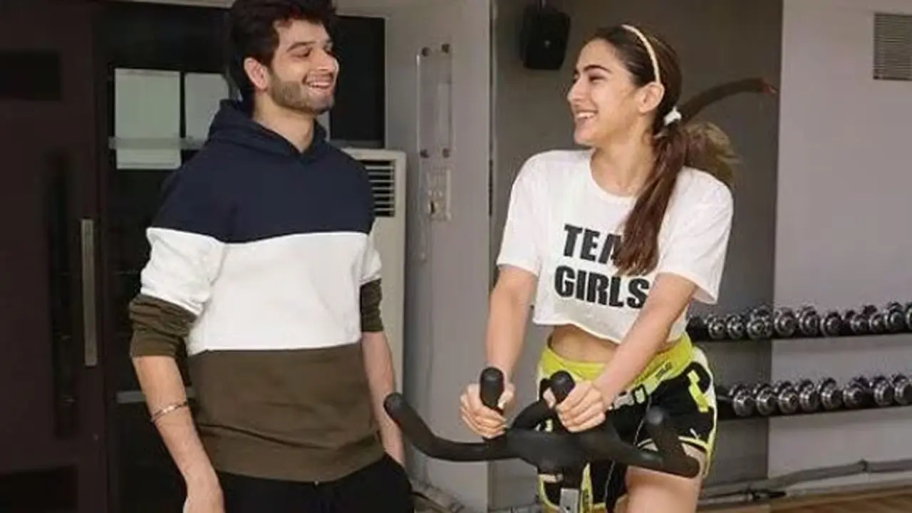 ২ সপ্তাহে কীভাবে ওজন কমিয়েছেন সারা
