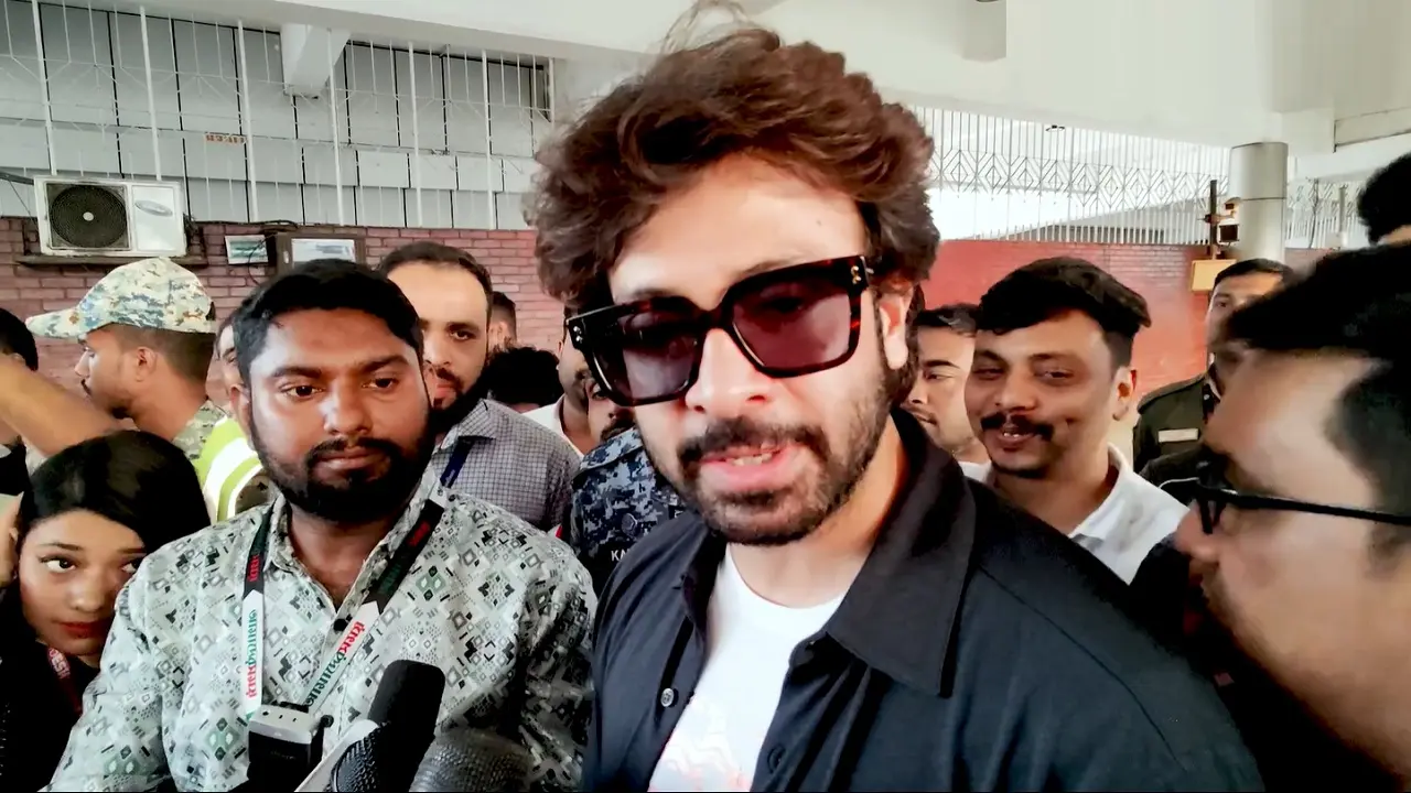দেশে ফিরে সুখবর দিলেন শাকিব