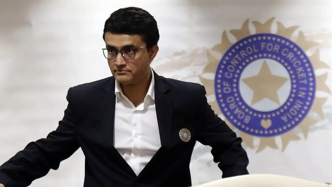 বিশ্বকাপ ফাইনালে বিসিসিআইয়ের আমন্ত্রণ পাননি সৌরভ!