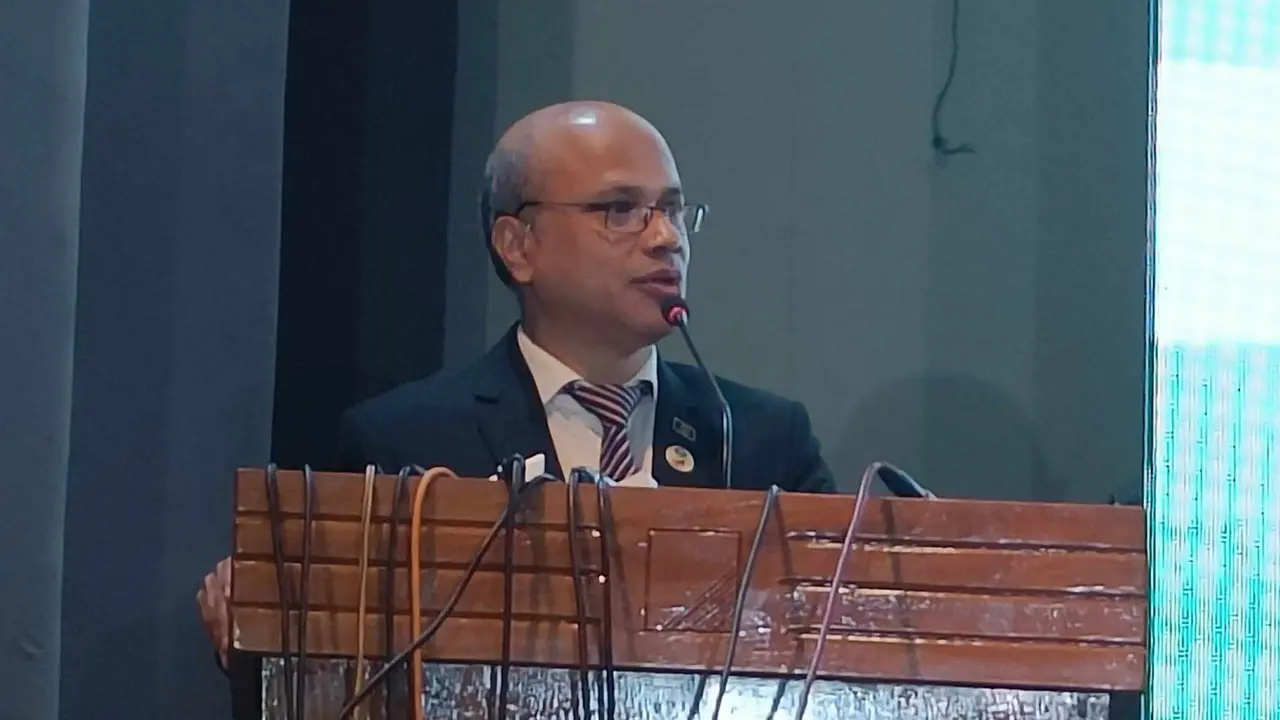 ভোটারদের ভোট কেন্দ্রে আনতে শিক্ষকদের দায়িত্ব নিতে হবে