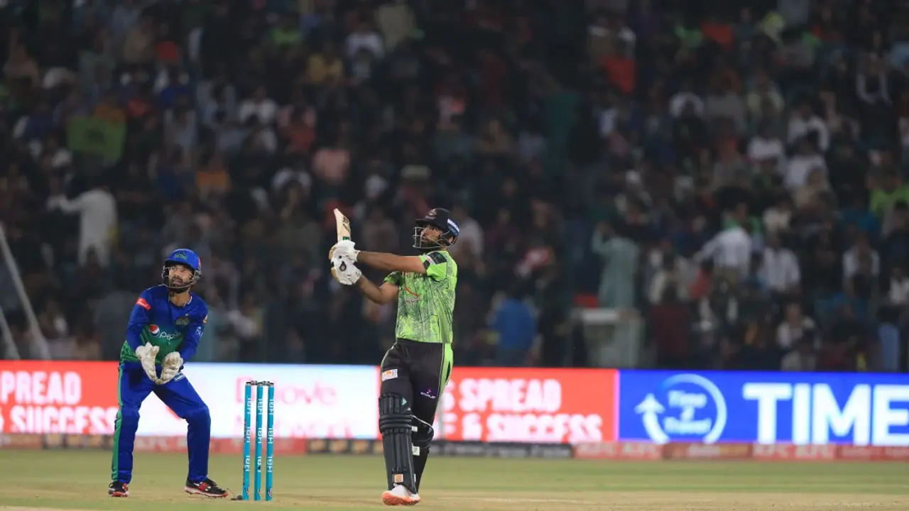 পাকিস্তান থেকে সরে যাচ্ছে পিএসএল!