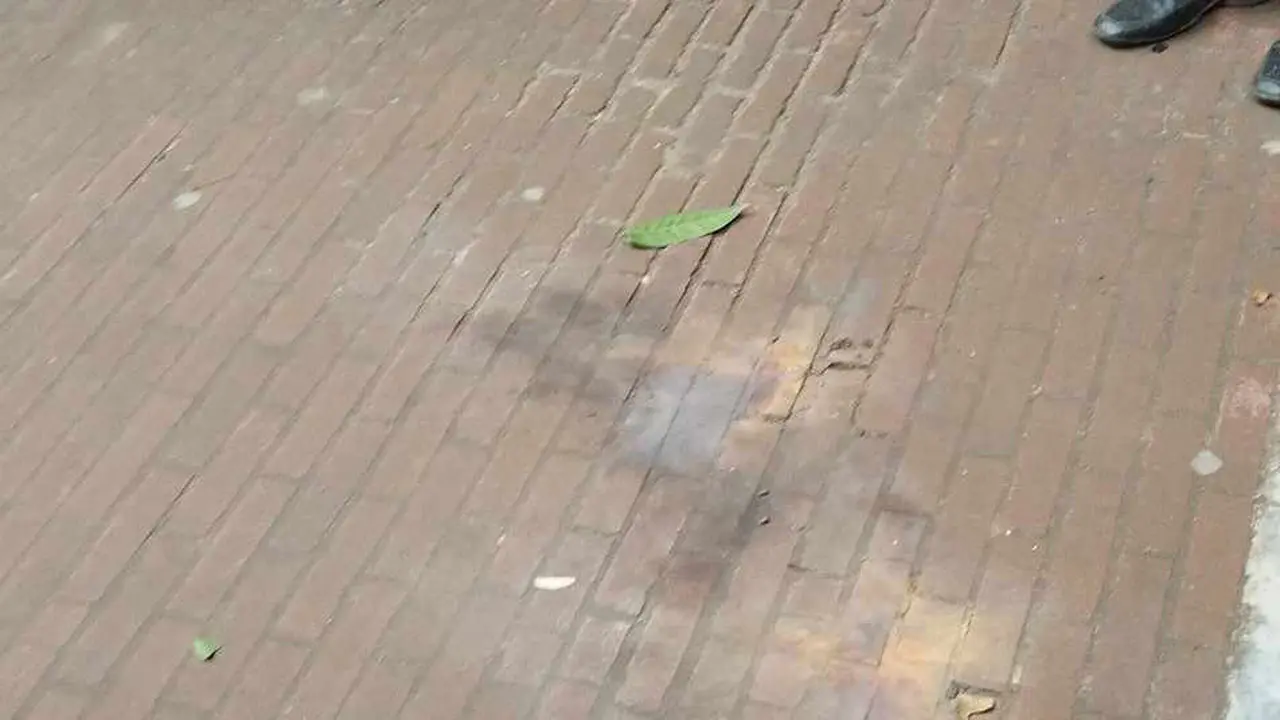 মহানগর দায়রা জজ আদালতের সামনে ককটেল বিস্ফোরণ