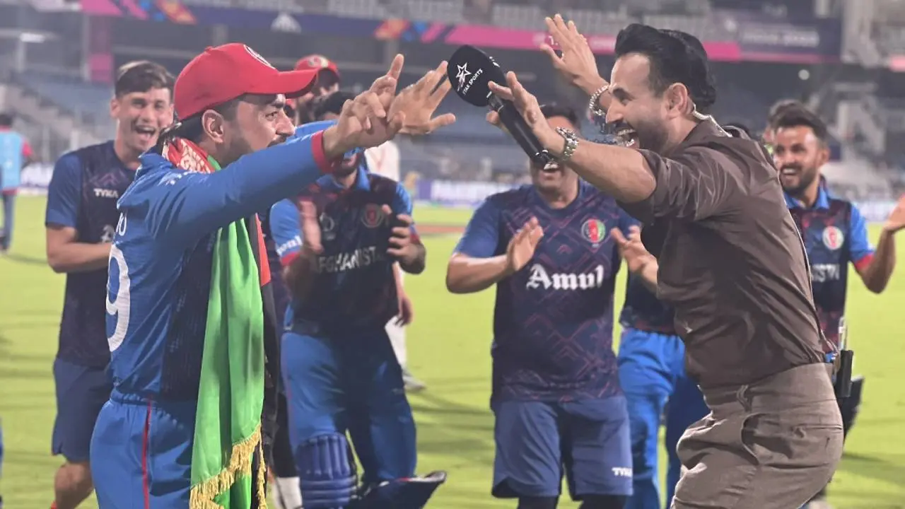 পাকিস্তান বধের আনন্দে রশিদের সঙ্গে ইরফানের নাচ 