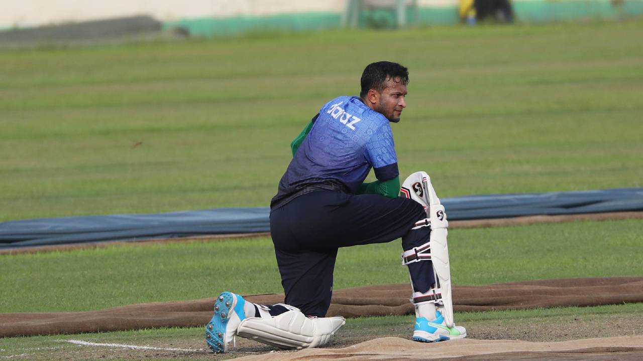 পুনে থেকে যা জানা গেল সাকিবের অবস্থা 