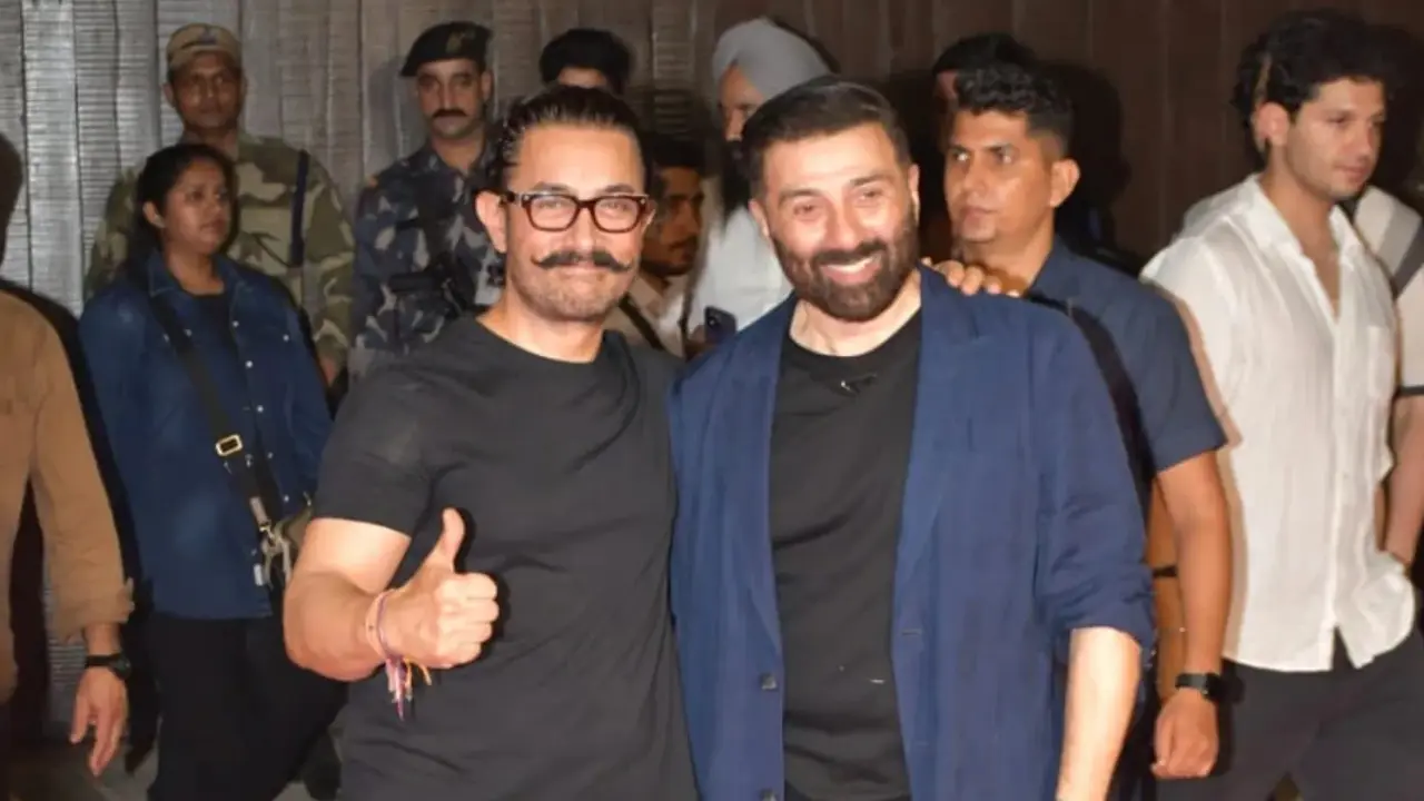 ‘গদর ২’ সাফল্যে সানির সঙ্গে হাত মেলালেন আমির, আসছে নতুন চমক