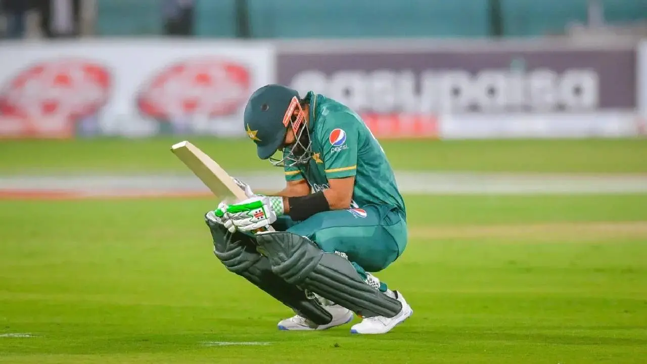 আজ রান পাবেন তো বাবর? 